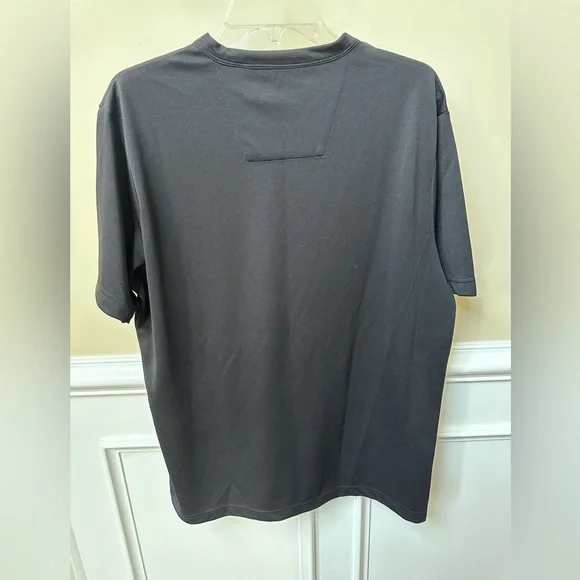 Axist - Picture 3 of 3